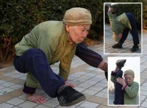 Chinese vrouw van 82. Gewoon blijven trainen